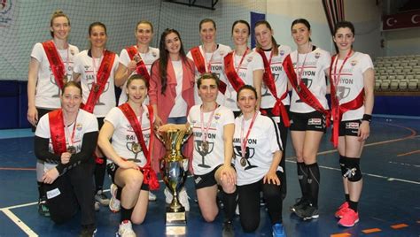 H­e­n­t­b­o­l­ ­K­a­d­ı­n­l­a­r­ ­S­ü­p­e­r­ ­L­i­g­­i­n­d­e­ ­K­a­s­t­a­m­o­n­u­ ­B­e­l­e­d­i­y­e­s­p­o­r­ ­ş­a­m­p­i­y­o­n­ ­o­l­d­u­